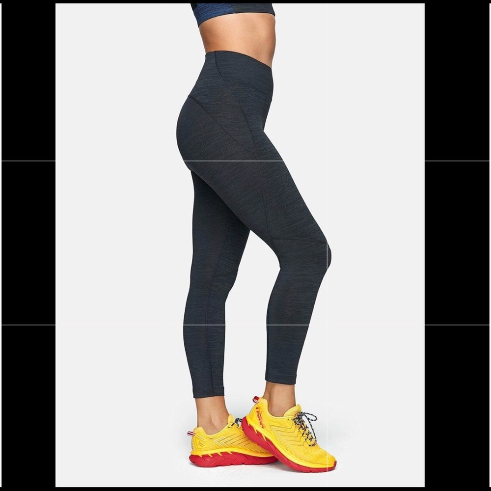 Outdoor Voices 3/4 TechSweat Leggings